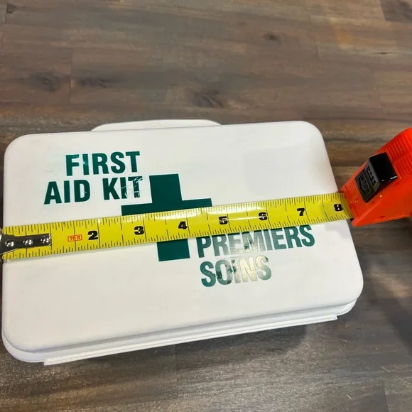 White First Aid Kit - Picture 4 of 9